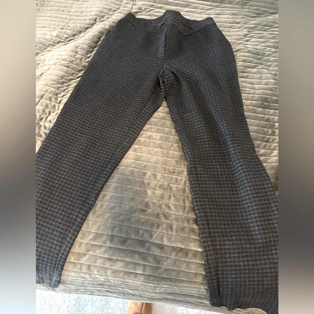 J. Jill ponte slim leg pants size Medium Tall black and grey tweed style.